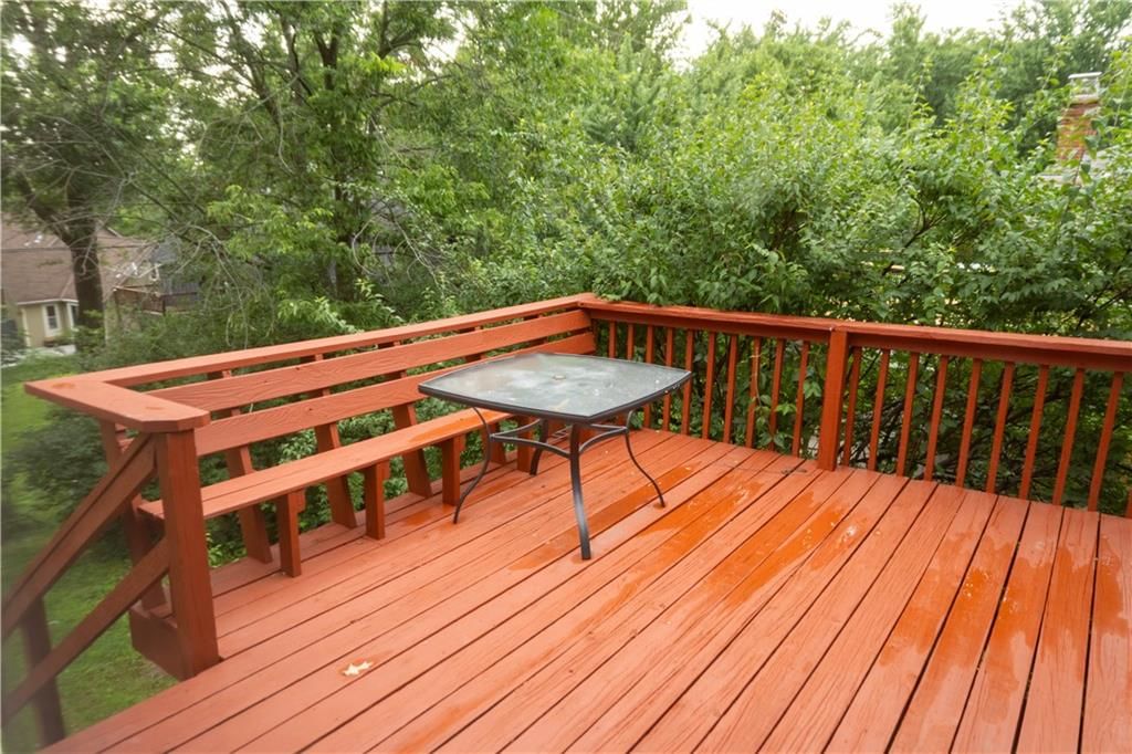 5710 NW Raintree Drive — photo 18