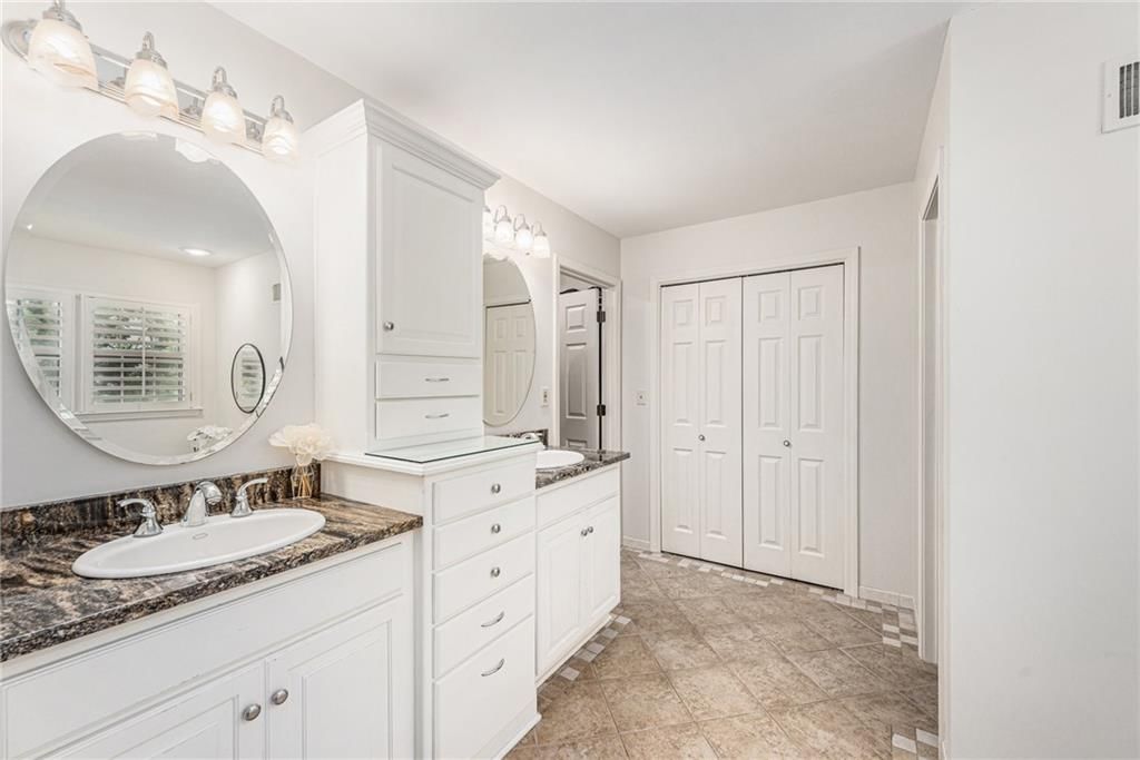 11401 Cedar Street — photo 25