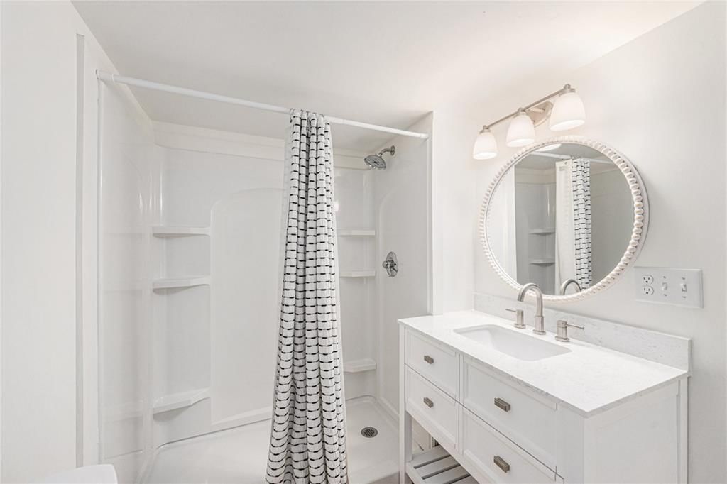 11401 Cedar Street — photo 32