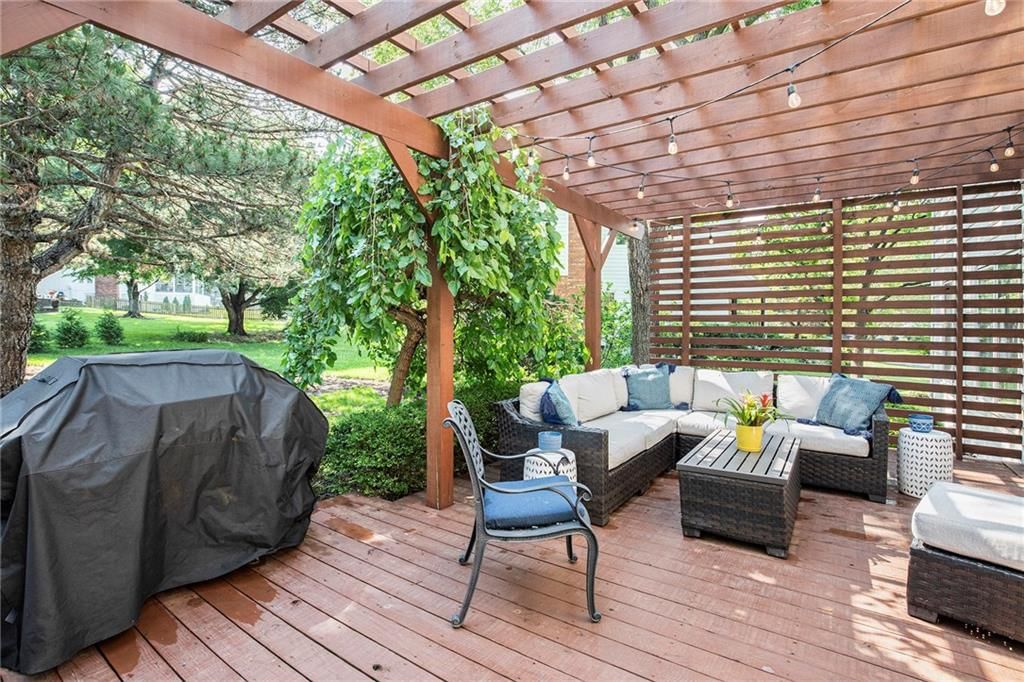 11401 Cedar Street — photo 44