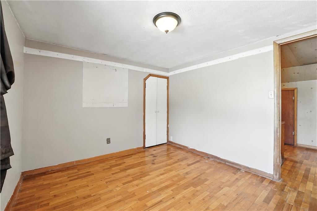 Photo 17 of 28 - 3644 N 87th Street