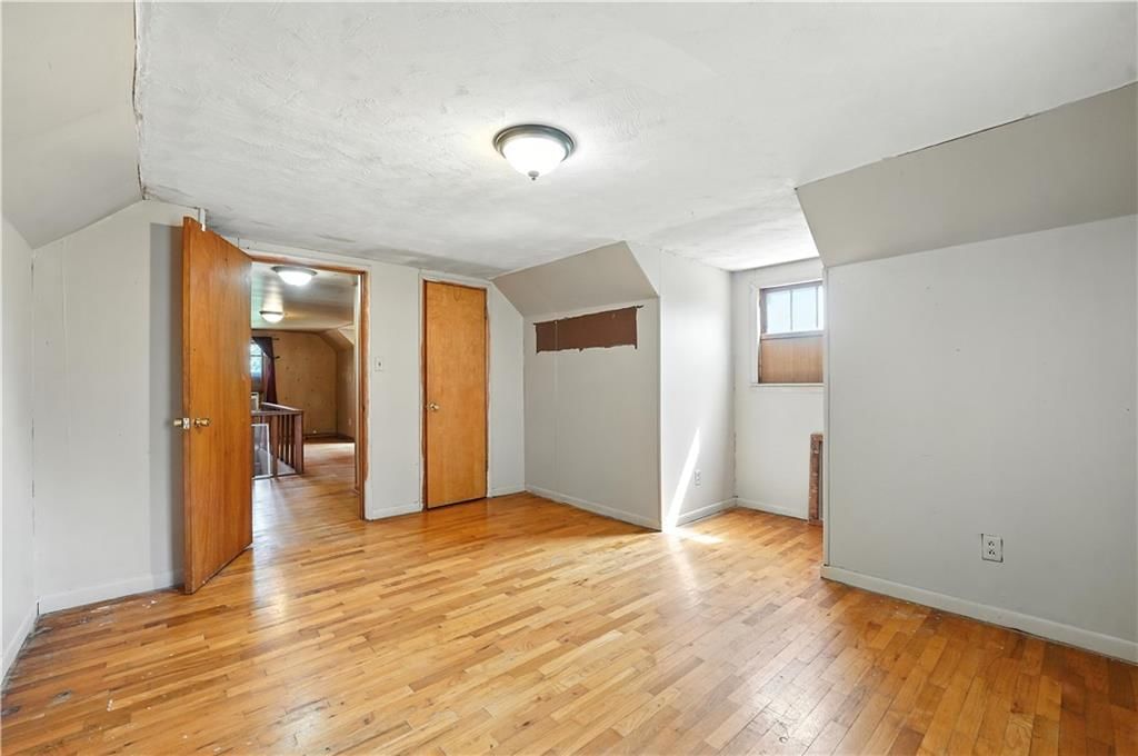 Photo 20 of 28 - 3644 N 87th Street