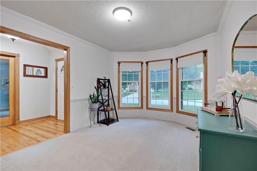 11656 S Parkwood Drive — photo 9