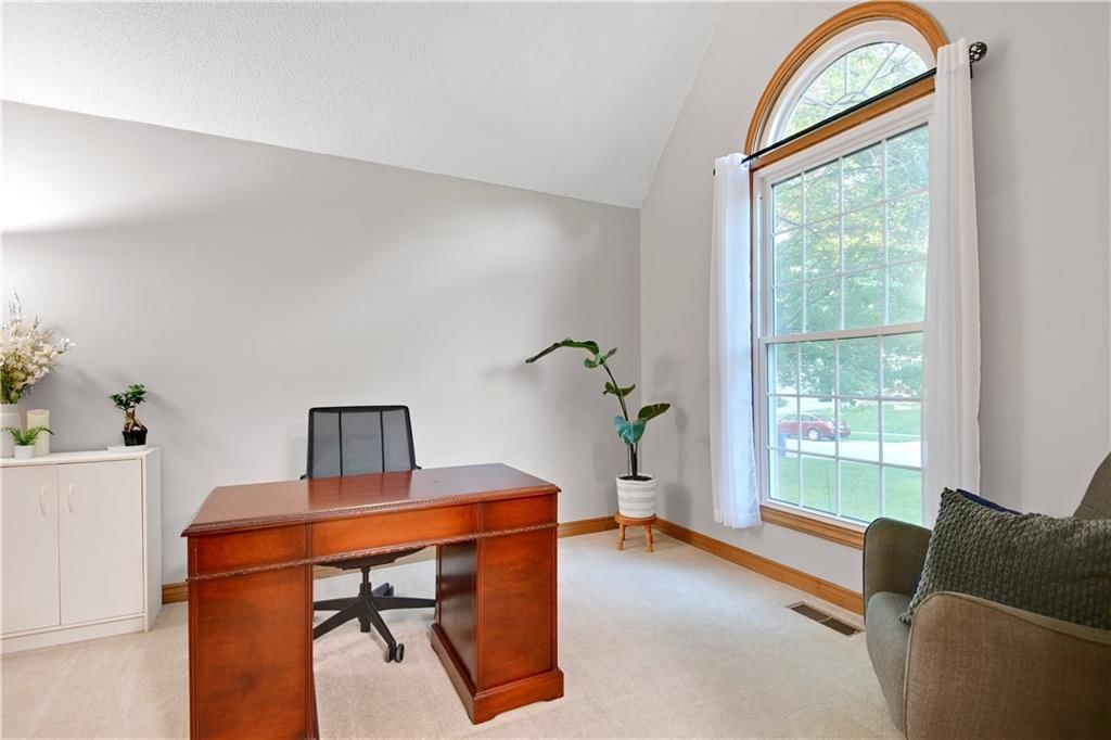 11656 S Parkwood Drive — photo 10