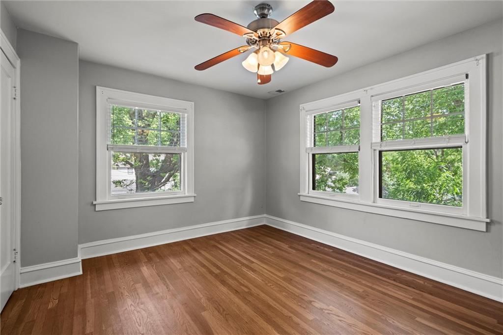 Photo 28 of 37 - 1535 W 75th Street