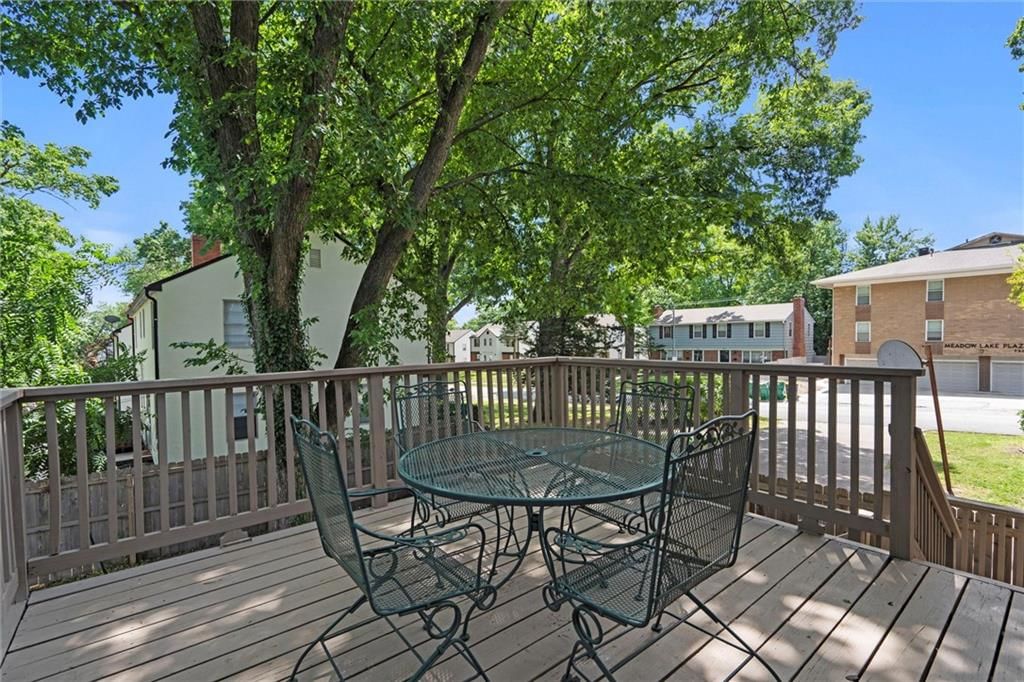 Photo 34 of 37 - 1535 W 75th Street