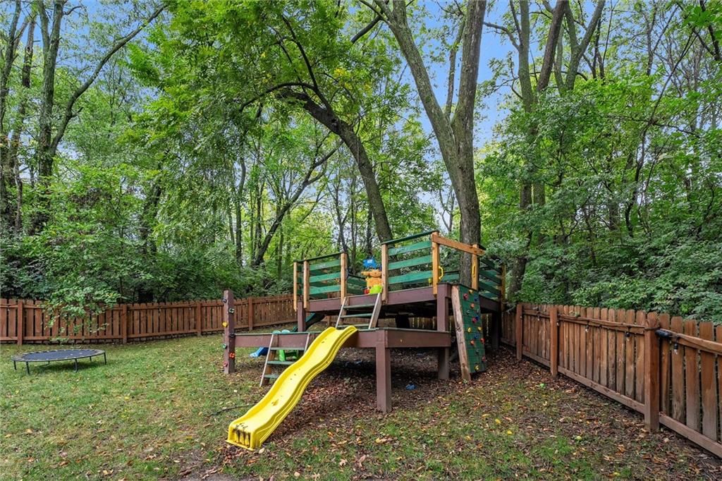 1408 Telford Drive — photo 3