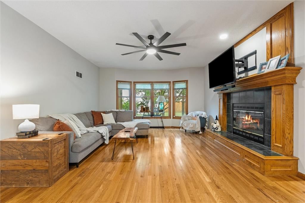1408 Telford Drive — photo 4