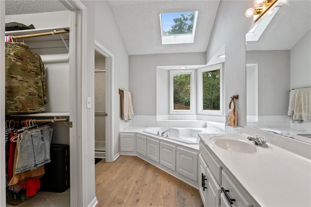 1408 Telford Drive — photo 7