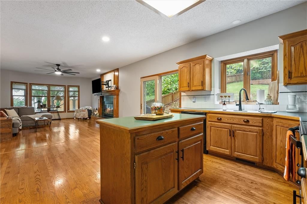 1408 Telford Drive — photo 15