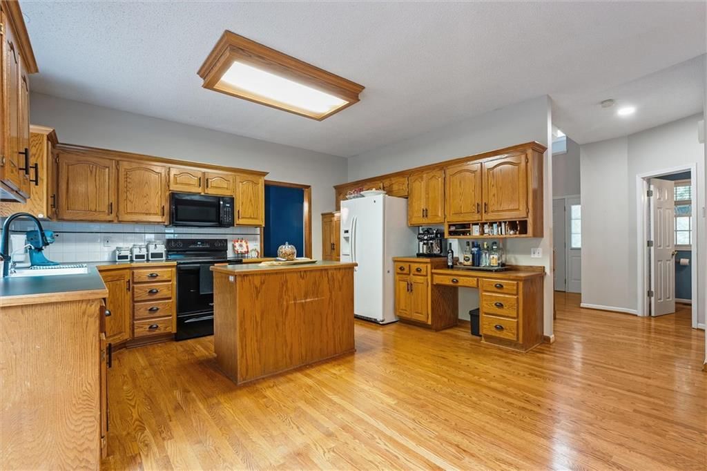 1408 Telford Drive — photo 16