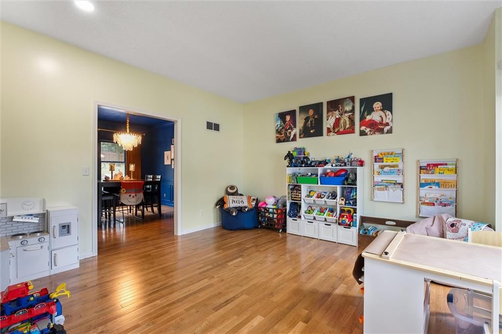 1408 Telford Drive — photo 21