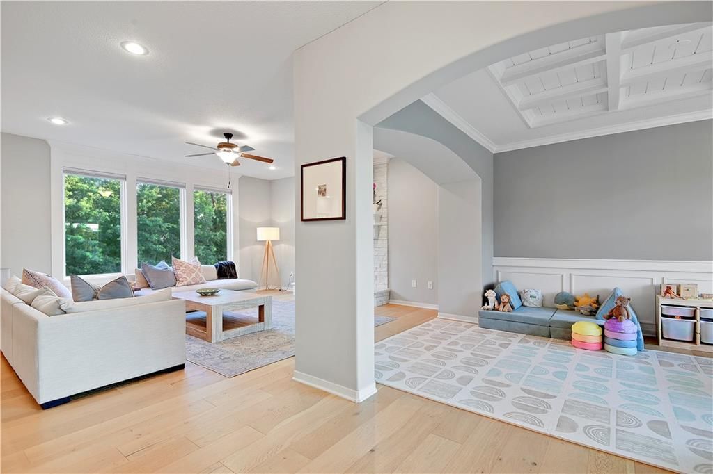 Photo 13 of 52 - 20487 W 108th Street