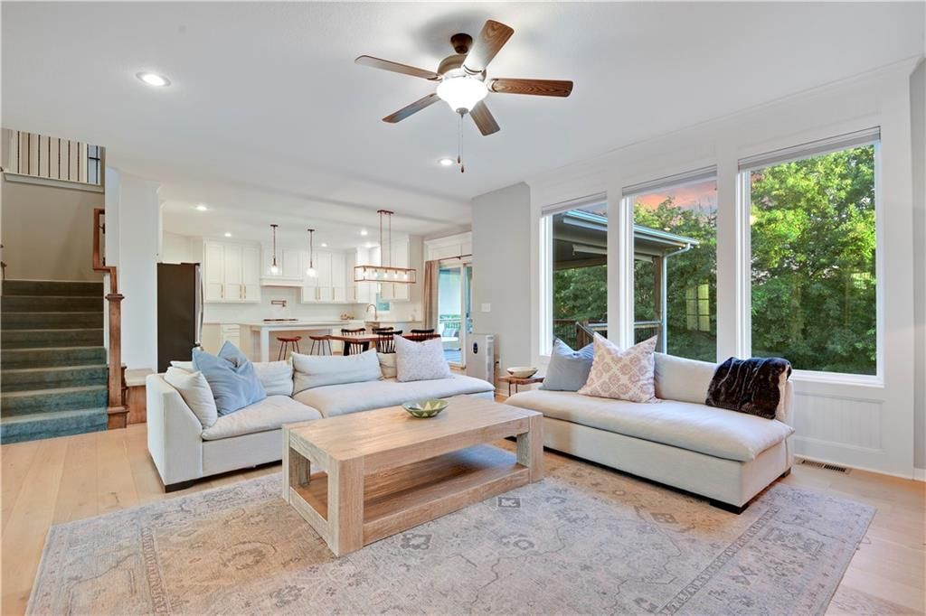 Photo 16 of 52 - 20487 W 108th Street