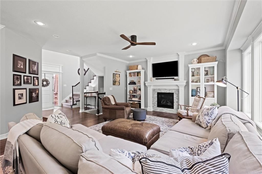 Photo 6 of 44 - 316 SE Hackamore Drive