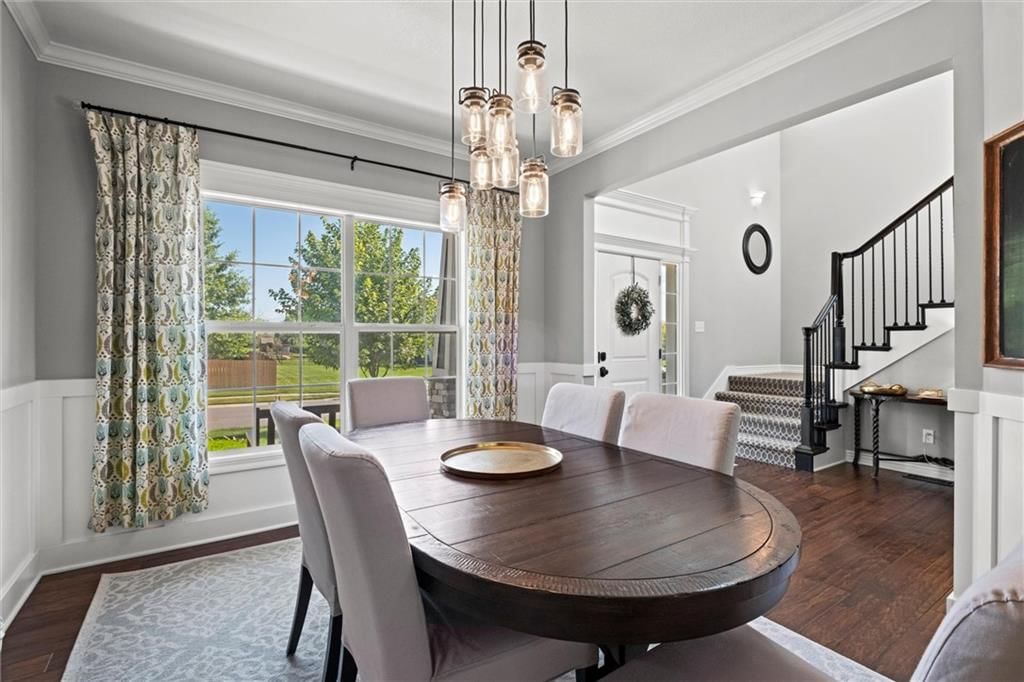 Photo 9 of 44 - 316 SE Hackamore Drive