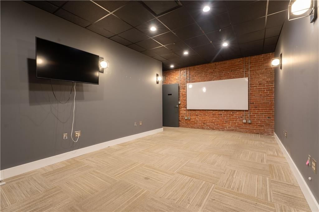 714 Main Street — photo 21