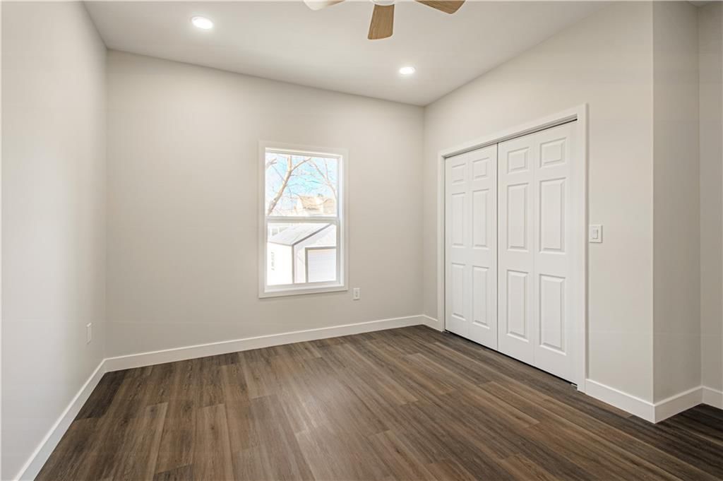 Photo 8 of 22 - 1832 N 31 Street