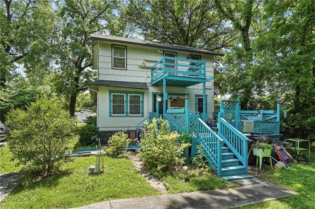 5310 Blue Parkway — photo 28