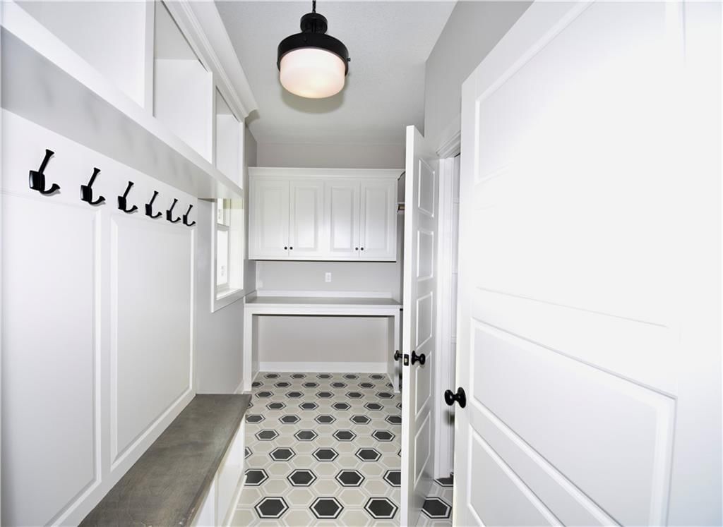8325 NE 76th Terrace — photo 8