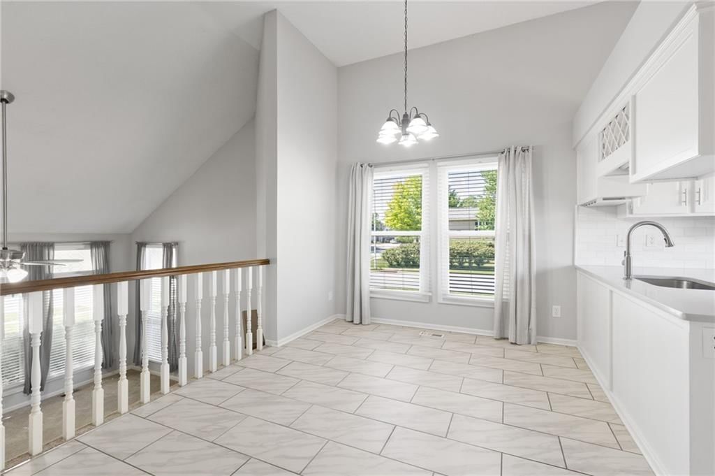 Photo 8 of 36 - 15111 W 147TH Street