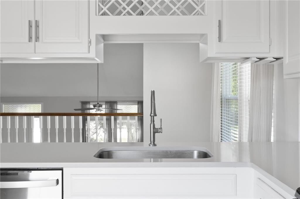 Photo 13 of 36 - 15111 W 147TH Street