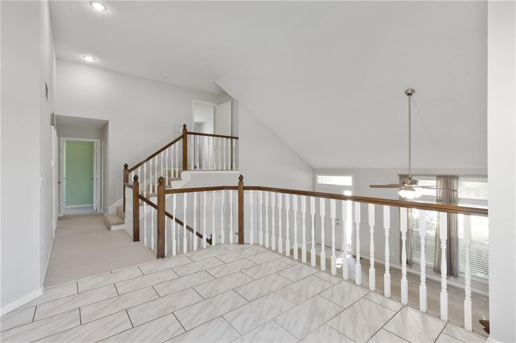 Photo 15 of 36 - 15111 W 147TH Street