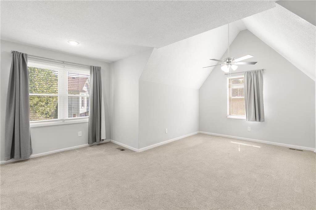 Photo 21 of 36 - 15111 W 147TH Street