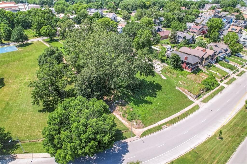2922 The Paseo Boulevard, Kansas City, MO