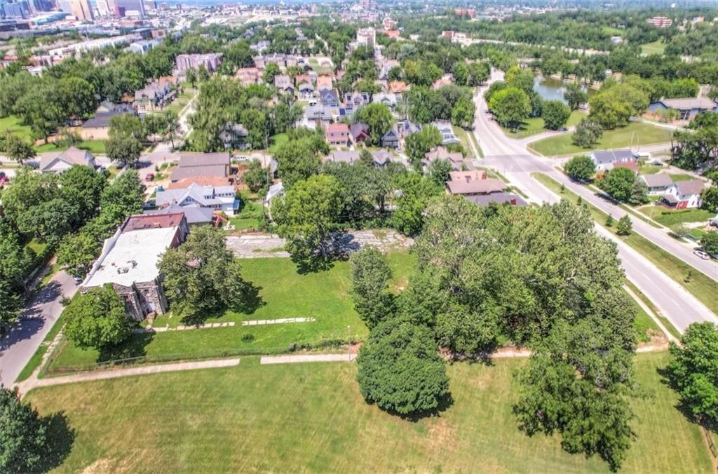 2922 The Paseo Boulevard — photo 10