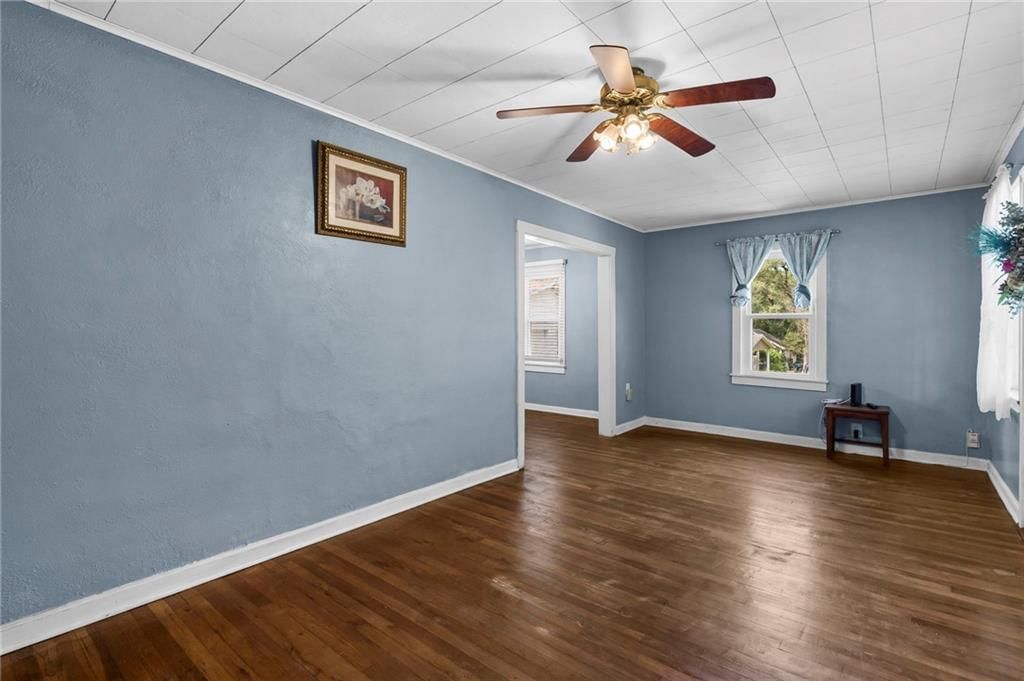 Photo 5 of 27 - 3501 NE 57TH Street