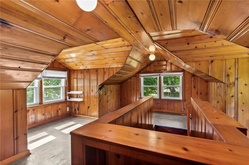 Photo 19 of 27 - 3501 NE 57TH Street