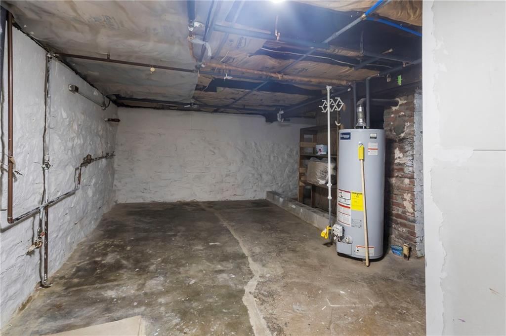 Photo 21 of 27 - 3501 NE 57TH Street