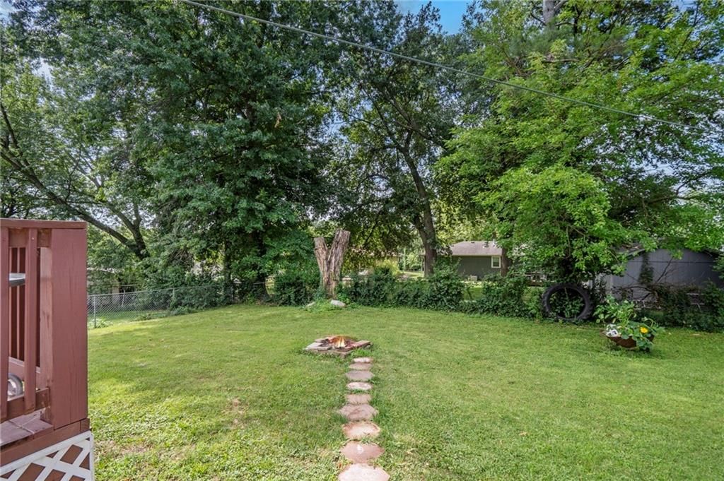 Photo 23 of 27 - 3501 NE 57TH Street