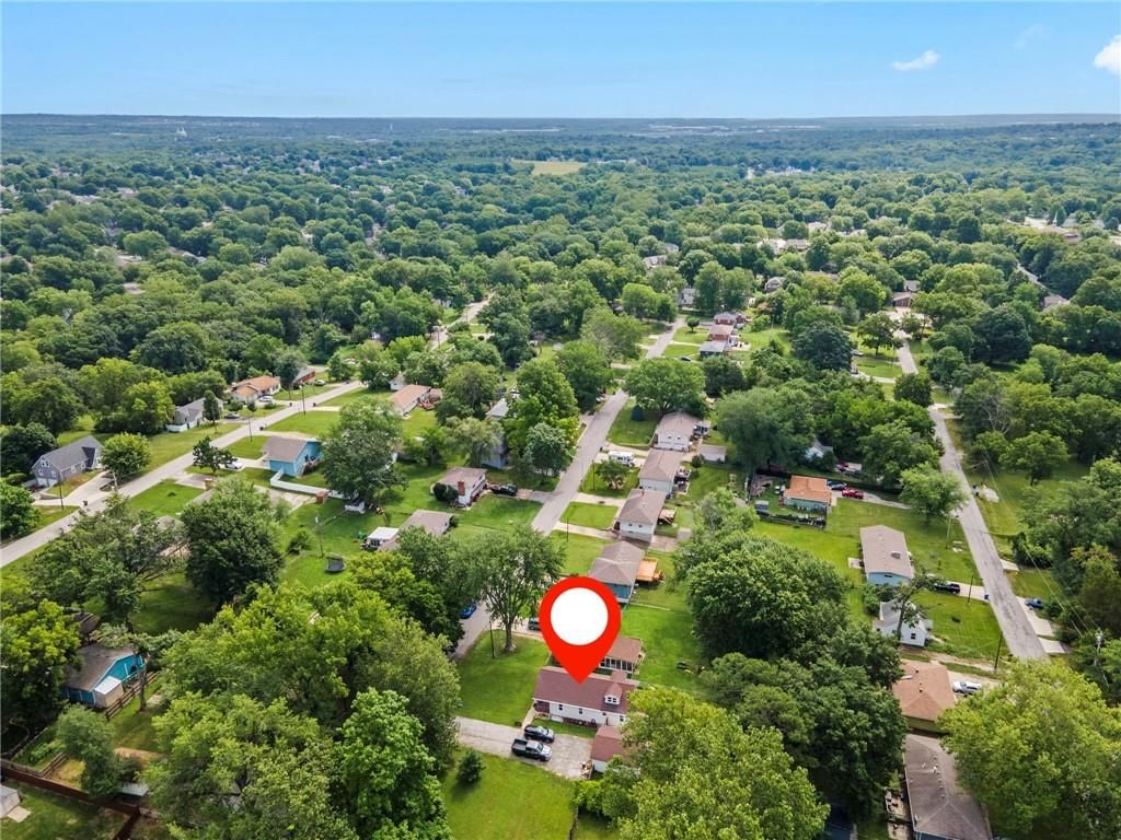 Photo 27 of 27 - 3501 NE 57TH Street