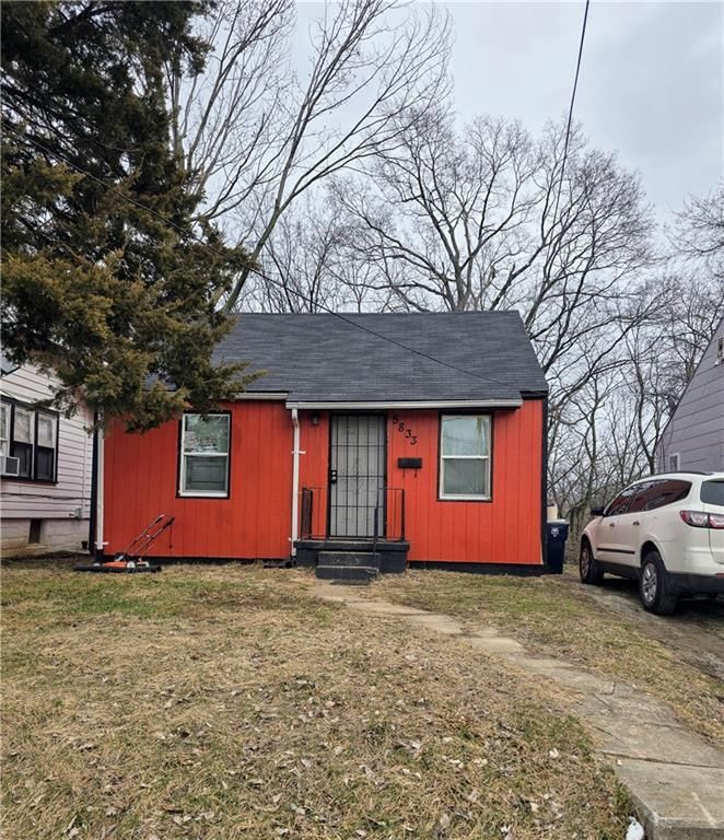 Photo 1 of 12 - 5833 Jackson Avenue