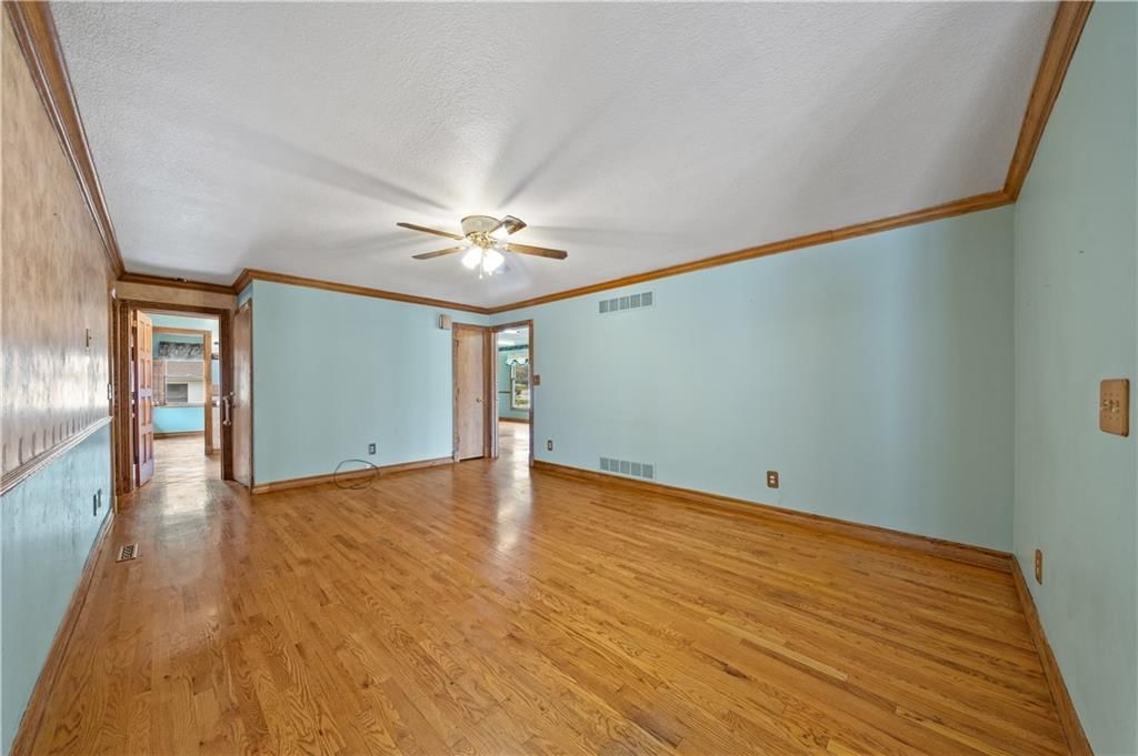 19910 Lamar Avenue — photo 22