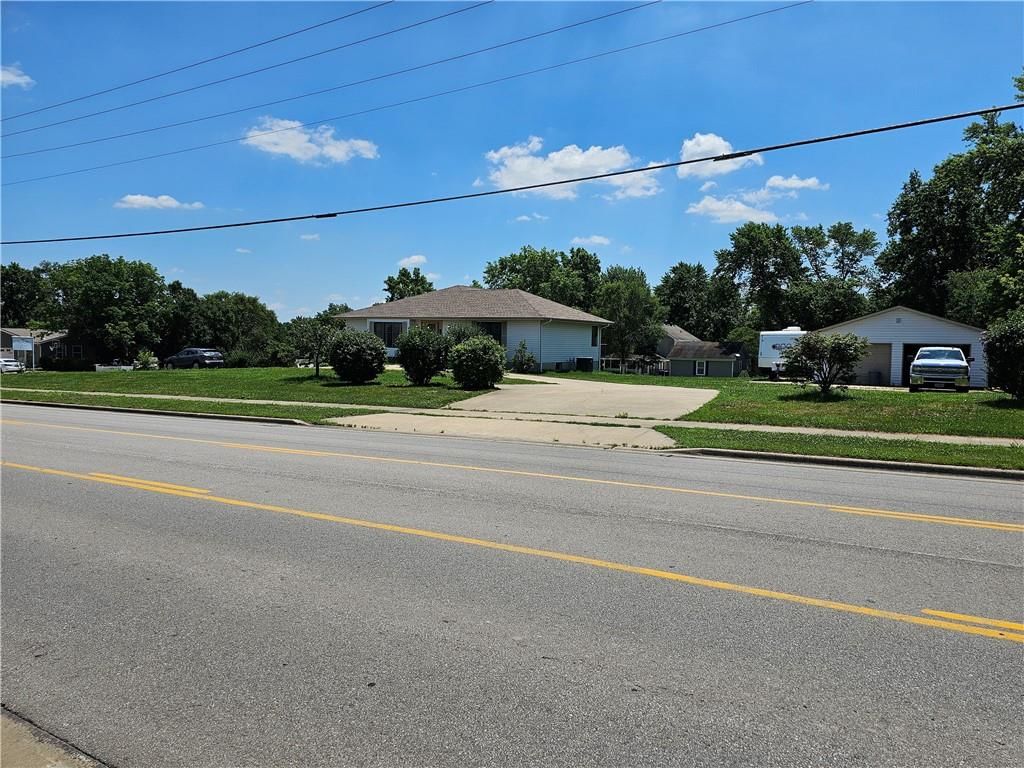 19910 Lamar Avenue — photo 45