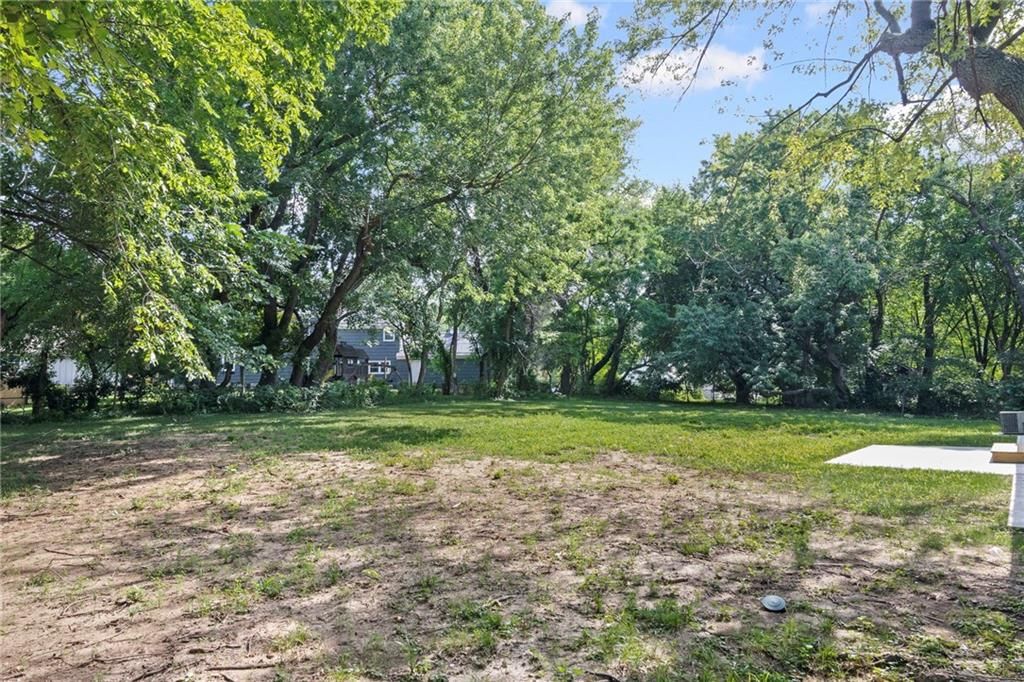 8600 W 64th Terrace — photo 32
