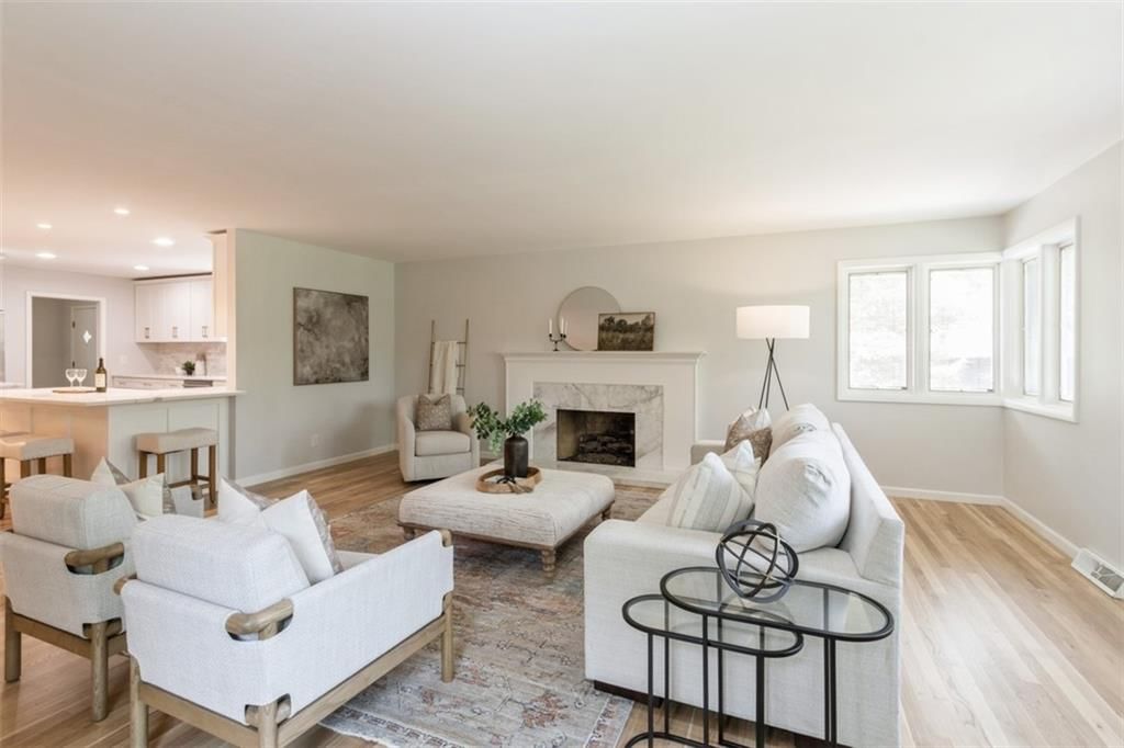 5308 Foster Street — photo 2