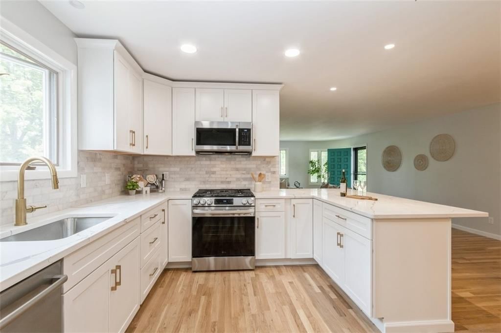 5308 Foster Street — photo 8