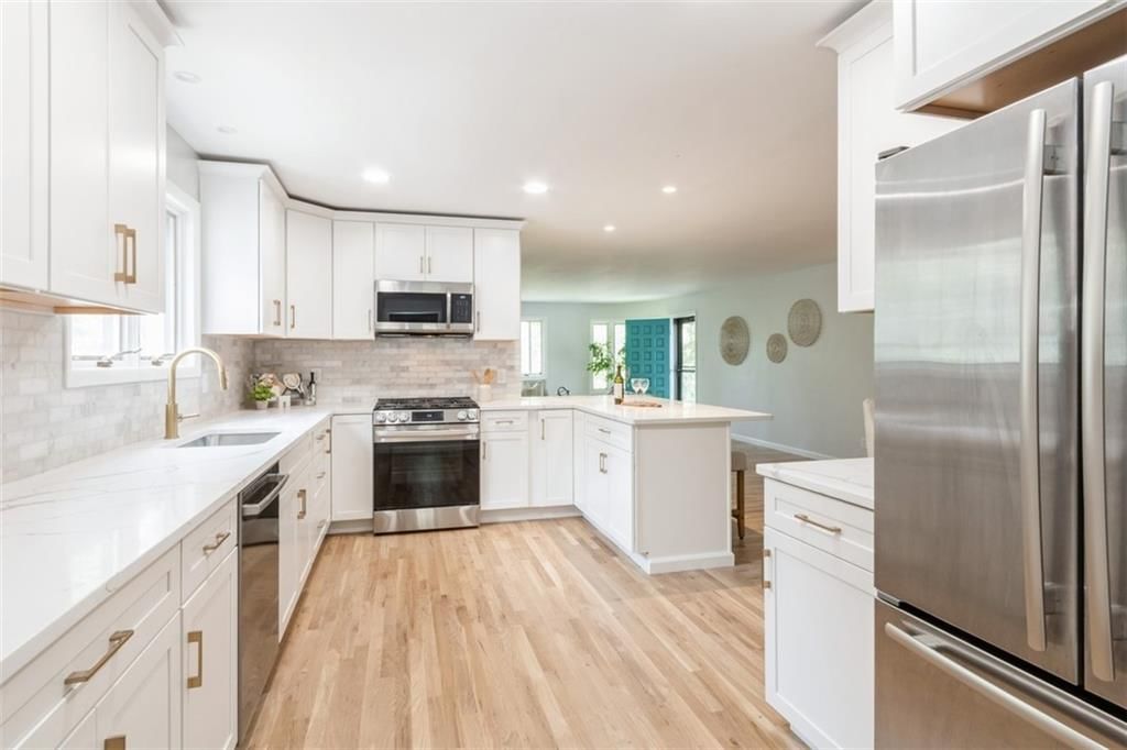 5308 Foster Street — photo 10