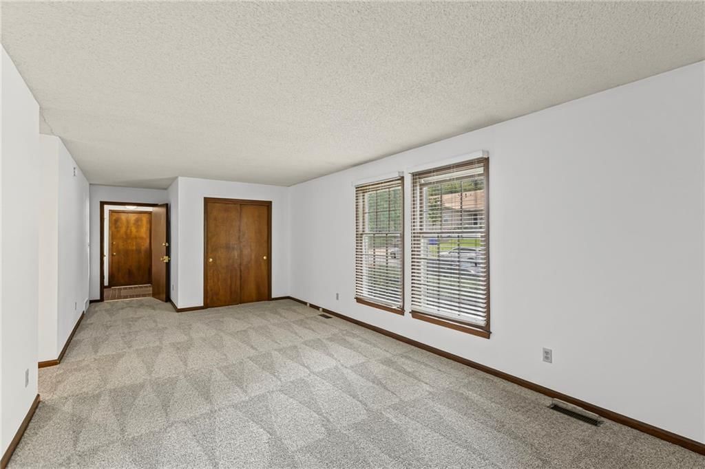 10131 W 84th Street — photo 11