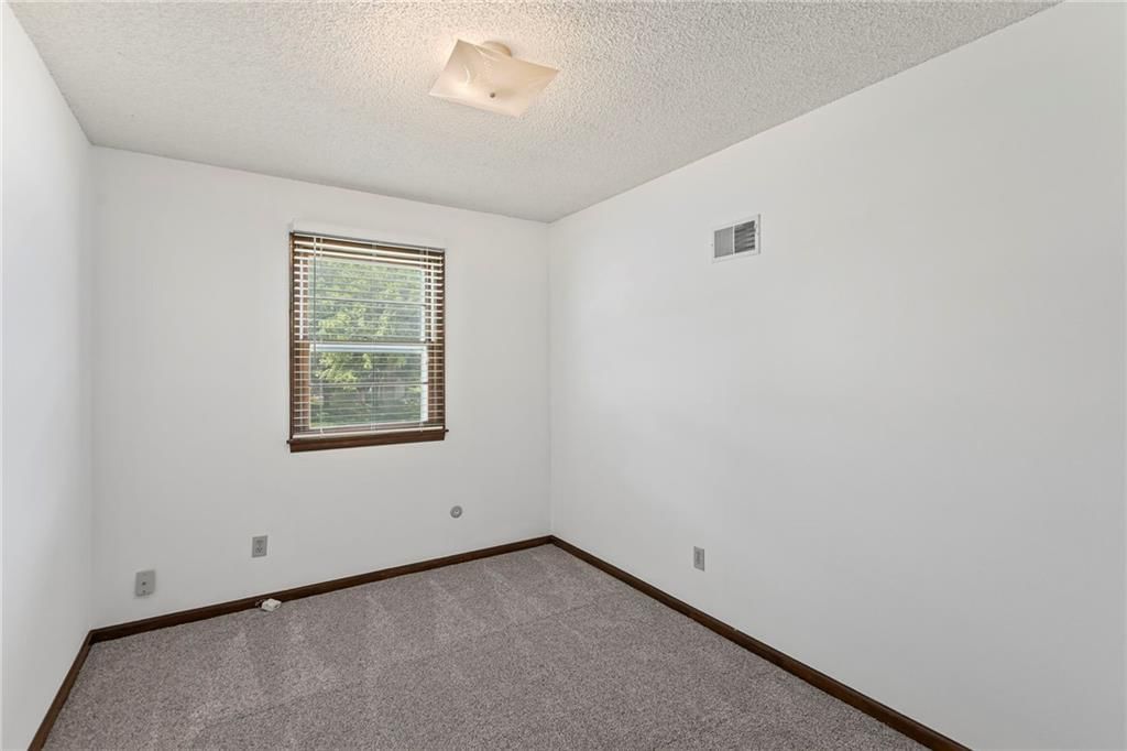 10131 W 84th Street — photo 23