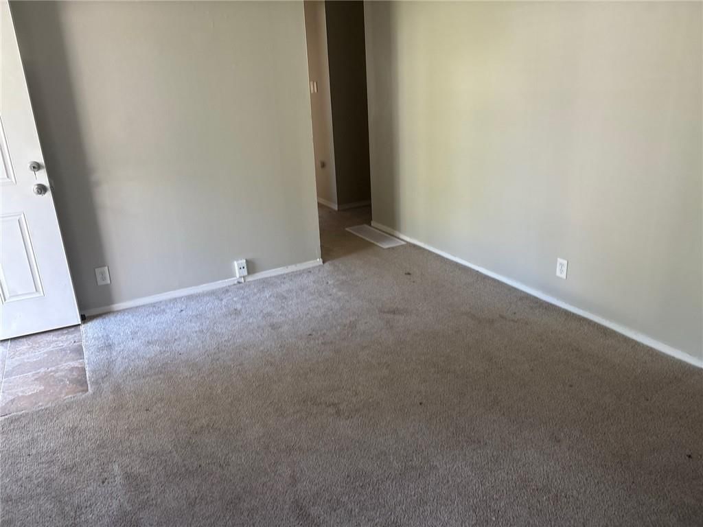 6310 E 153rd Street — photo 8