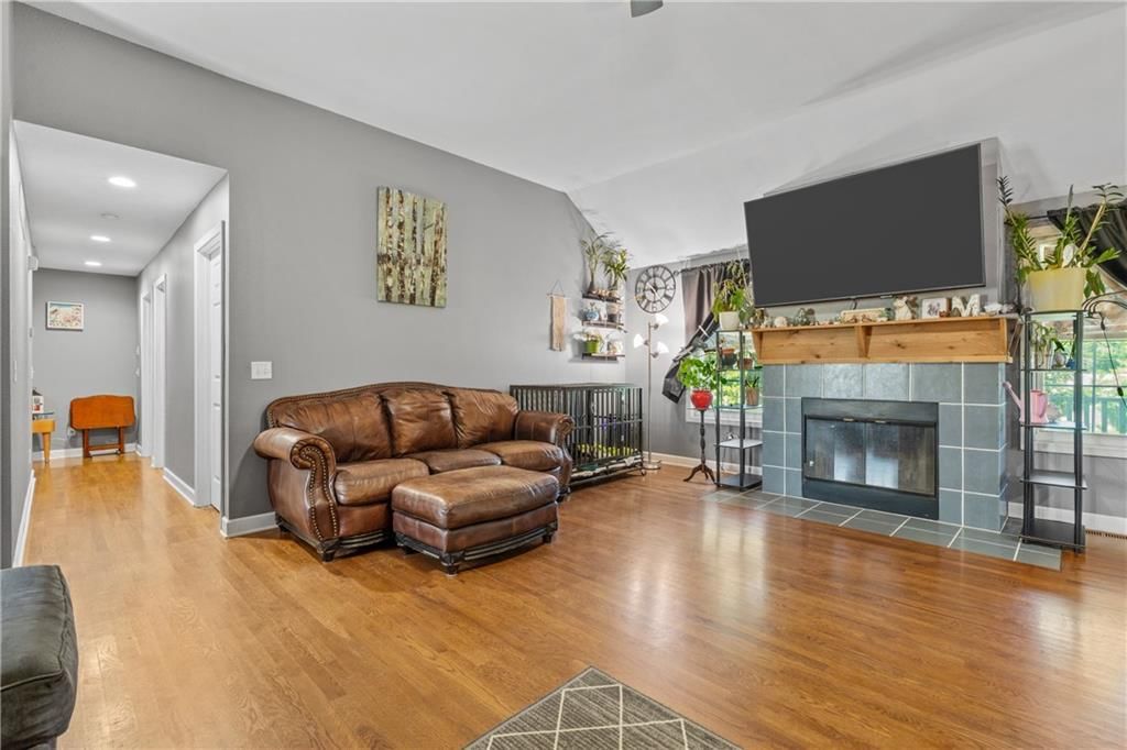 1302 S Independence Street — photo 10