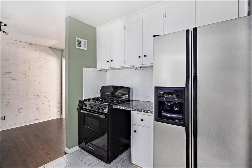 6116 Walmer Street — photo 9