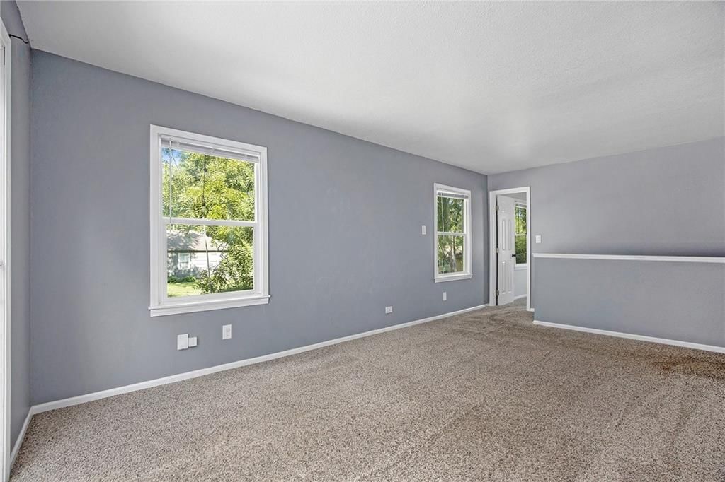 6116 Walmer Street — photo 17
