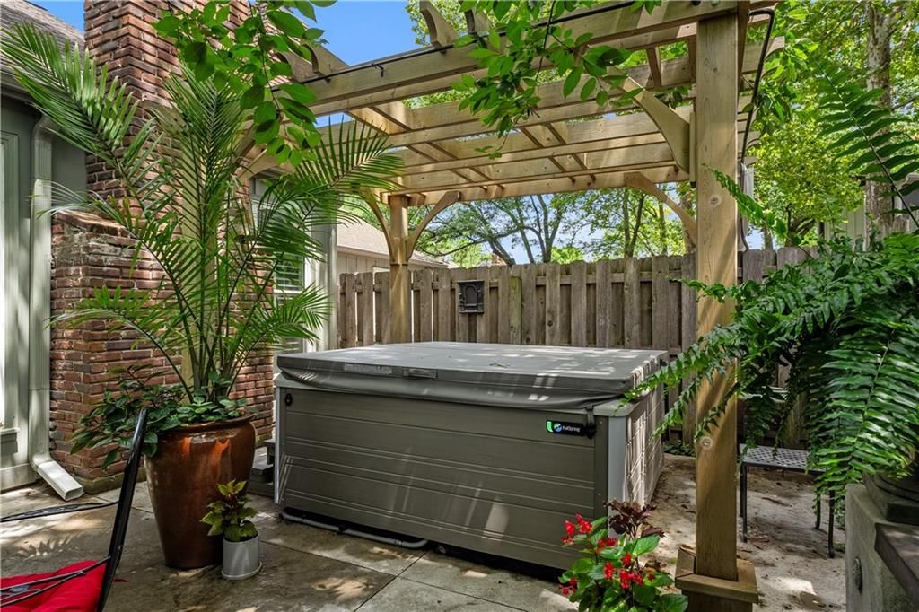 4417 W 111th Terrace — photo 34