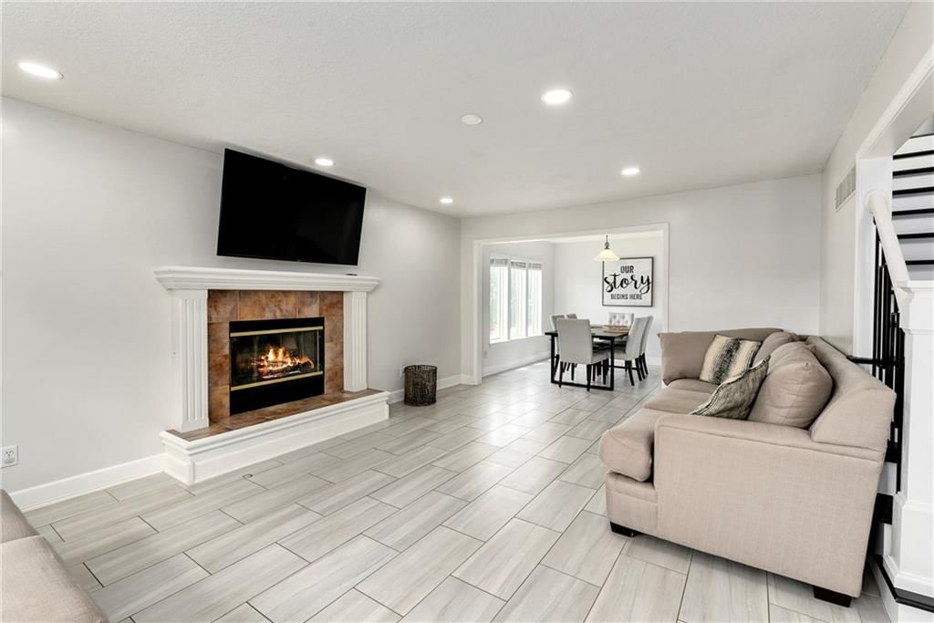 14733 Hickory Drive — photo 4